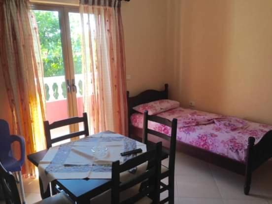Apartamento Vila Jakupi Sarandë Habitación foto
